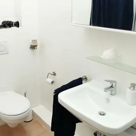 公寓 Gemutlich Moderne Ferienwohnung In Zentraler Lage *